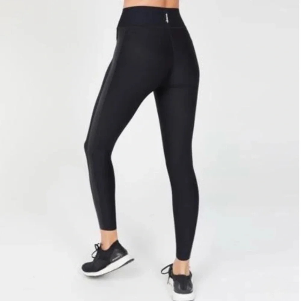 ULTRACOR Ultra Six Stripe in Nero Patent Black Leggings - Picture 2 of 8